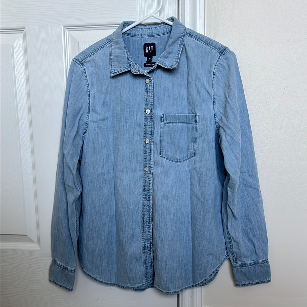GAP Light Blue Chambray Shirt